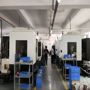 CNC TURNING MACHINE